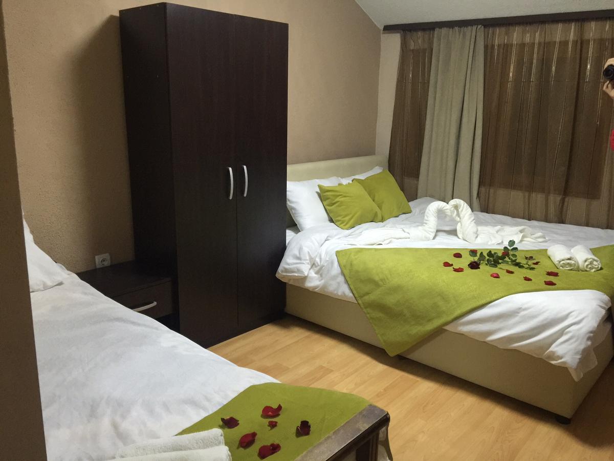 Etno Restoran Ranc Motel Radibus Kültér fotó