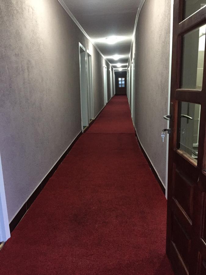 Etno Restoran Ranc Motel Radibus Kültér fotó