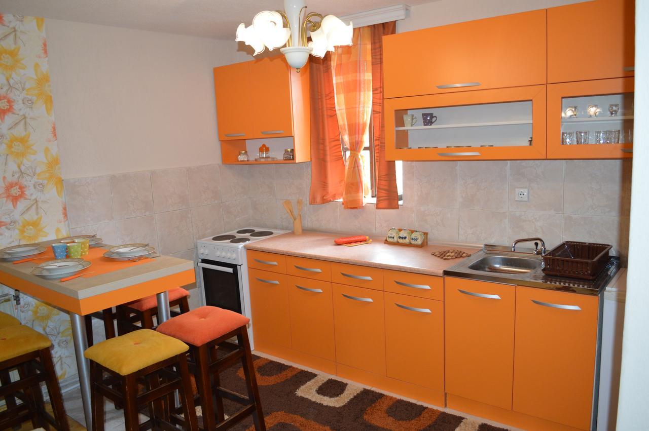 Etno Restoran Ranc Motel Radibus Kültér fotó